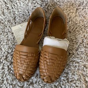 Women’s huarache style sandals